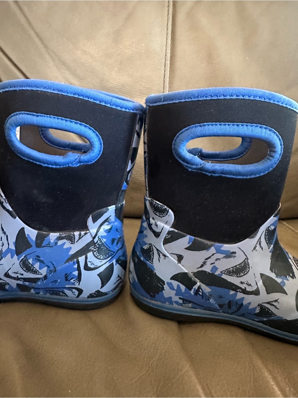 Bogs Kids Sharks Waterproof Rain Boots Toddler US 10 EU 26 Blue Neoprene unisex - Picture 4 of 9